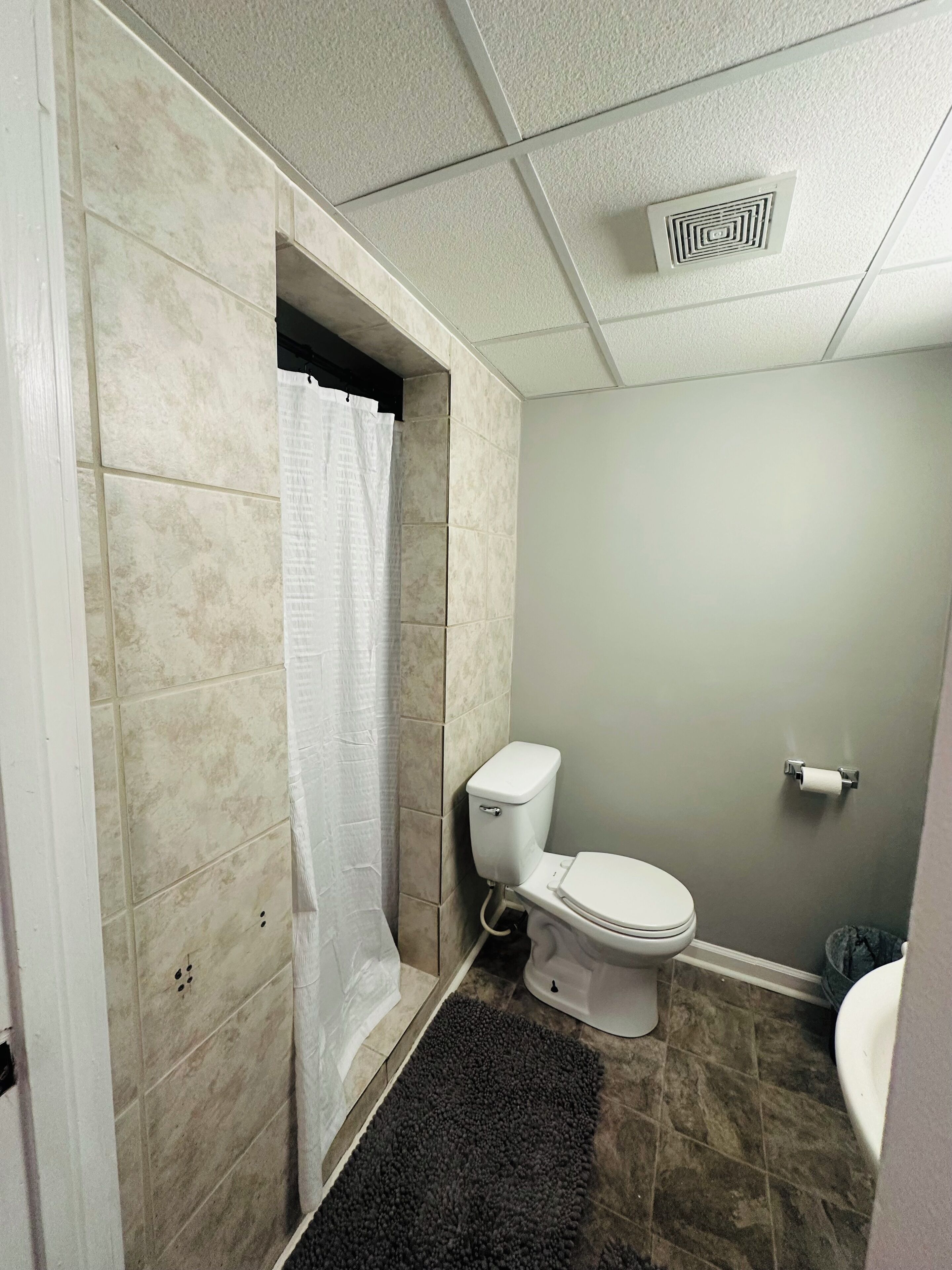 Handtücher, Seife, Toilettenpapier