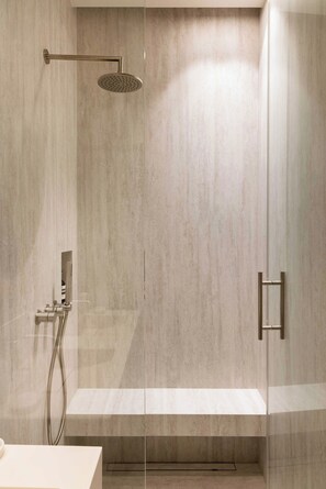 Apartment | Badezimmer