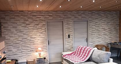 CHALET 4* CLOTURE (animaux admis) 8 MN CASCADES TENDON PROCHE GERARDMER SAUNA...