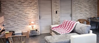 CHALET 4* CLOTURE (pets allowed) 8 MN CASCADES TENDON PROCHE GERARDMER SAUNA...