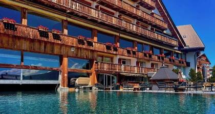 Charming studio in Crans-Montana, private terrace and alpine panorama