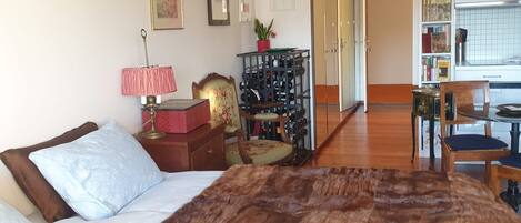 1 chambre, literie fournie