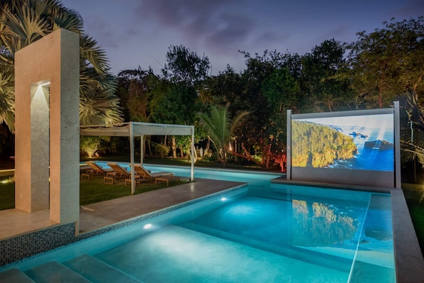 Villa | 6 bedrooms, Internet
