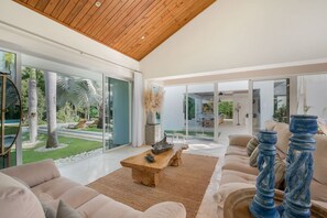 Villa | 6 bedrooms, Internet - Modern Luxury 6 BR Tropical Retreat With Pool (Punta Cana)