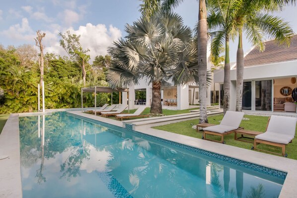 Villa | 6 bedrooms, Internet - Modern Luxury 6 BR Tropical Retreat With Pool (Punta Cana)