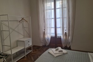 2 Schlafzimmer, Bügeleisen/Bügelbrett, Reisekinderbett, kostenloses WLAN