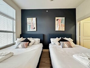 2 bedrooms, iron/ironing board, WiFi, bed sheets