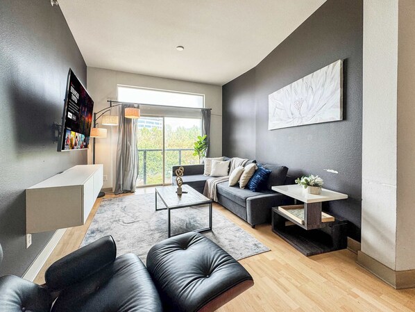 TV, offices