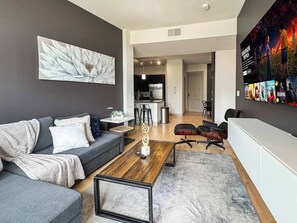 TV, offices - Spacious 2BD Deep Ellum Stay with Pool Gym Parking (Dallas)