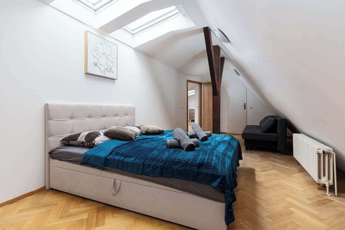 4 bedrooms, iron/ironing board, travel crib, WiFi