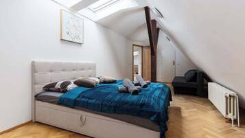 4 Schlafzimmer, Bügeleisen/Bügelbrett, Reisekinderbett, WLAN