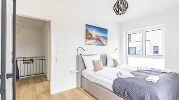 3 bedrooms, WiFi, bed sheets