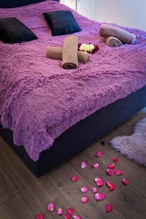 Desk, soundproofing, iron/ironing board, travel crib