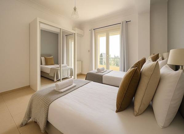 Apartment | Iron/ironing board, free WiFi