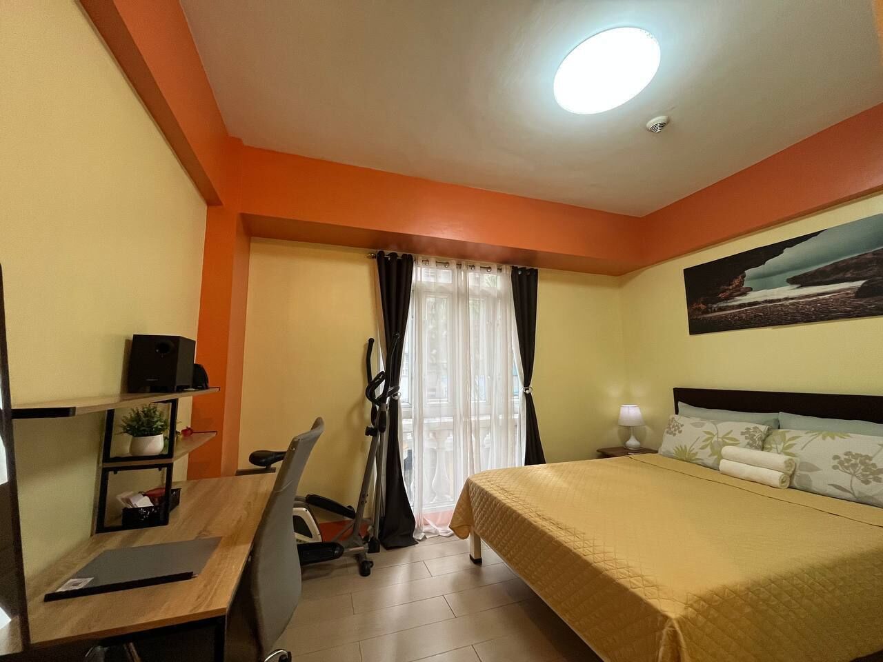 1 soverom, skrivebord, strykejern/-brett og wi-fi (inkludert)