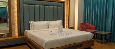 Classic Suite | Iron/ironing board, free WiFi