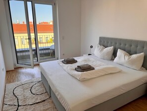 2 habitaciones, escritorio, wifi y ropa de cama 