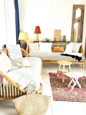 Luxury Villa, 2 Bedrooms, Private Pool, Garden View | Ruang tamu