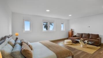 Fer et planche Ă repasser, Wi-Fi, draps fournis