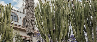 Vacation 'Bastion Del Drago - 1' with Sea View, Shared Terrace and Wi-Fi