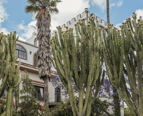 Vacation 'Bastion Del Drago - 3' with Mountain View, Shared Terrace and Wi-Fi