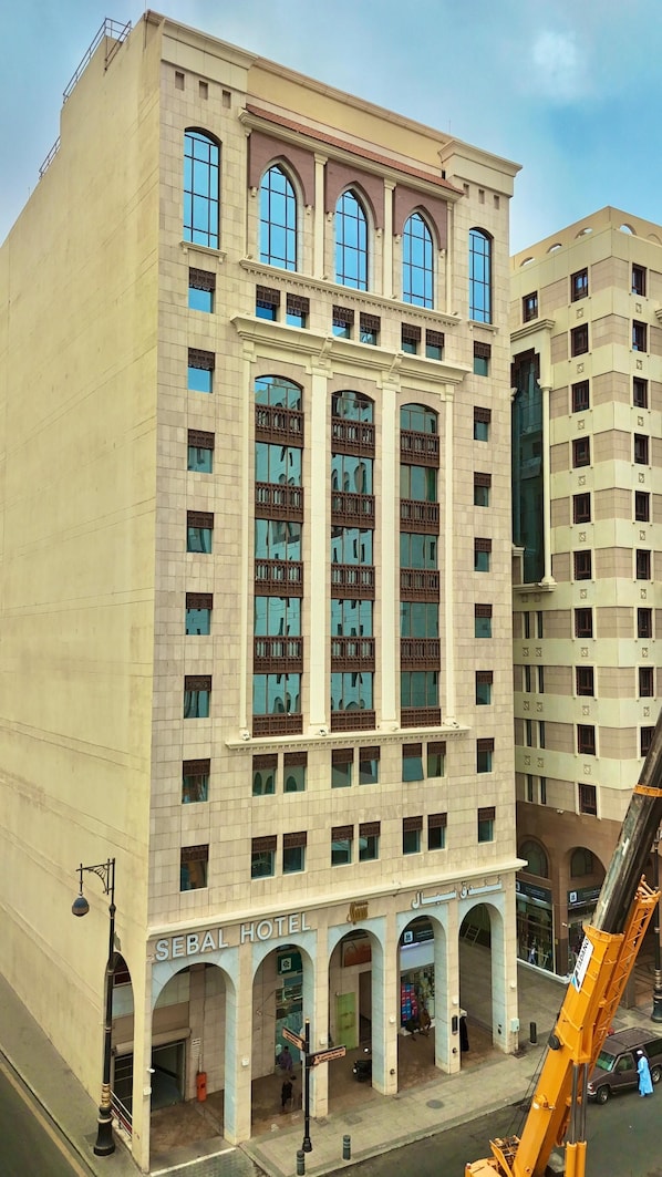 Facciata della struttura