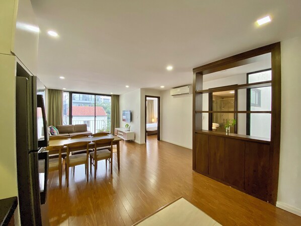Deluxe Apartment, 2 Bedrooms, City View
