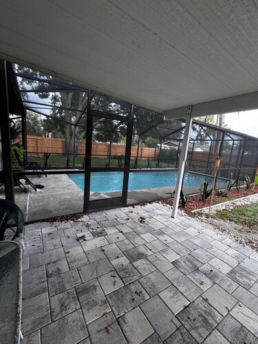 Sunny Ruskin Escape – 3BR Home with Pool & Near the Bay