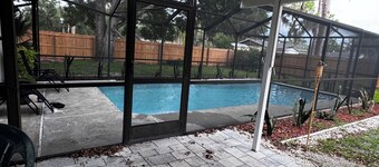 Sunny Ruskin Escape – 3BR Home with Pool & Near the Bay