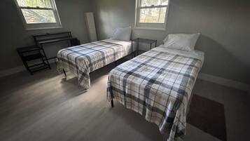 3 bedrooms, WiFi, bed sheets
