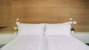 Deluxe Double Room, Lake View