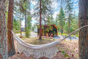 Terrace/patio - 8 Mi to Farragut State Park: Wooded Cabin Escape! (Athol)