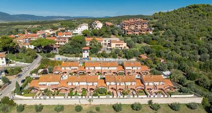 La Casa dei Limoni — Between Baratti, Bolgheri, and the Etruscan Coast Thermal Baths