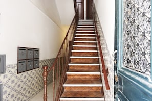 Interior detail - Typical Mouraria by Homing (Lisbon)