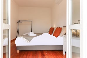 1 quarto, roupa de cama