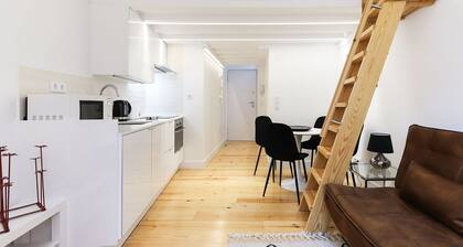 Charming Santos by Homing