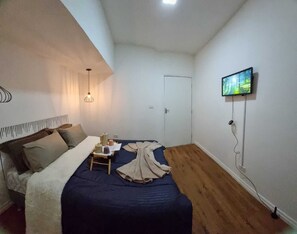 1 camera, ferro/asse da stiro, Wi-Fi, lenzuola