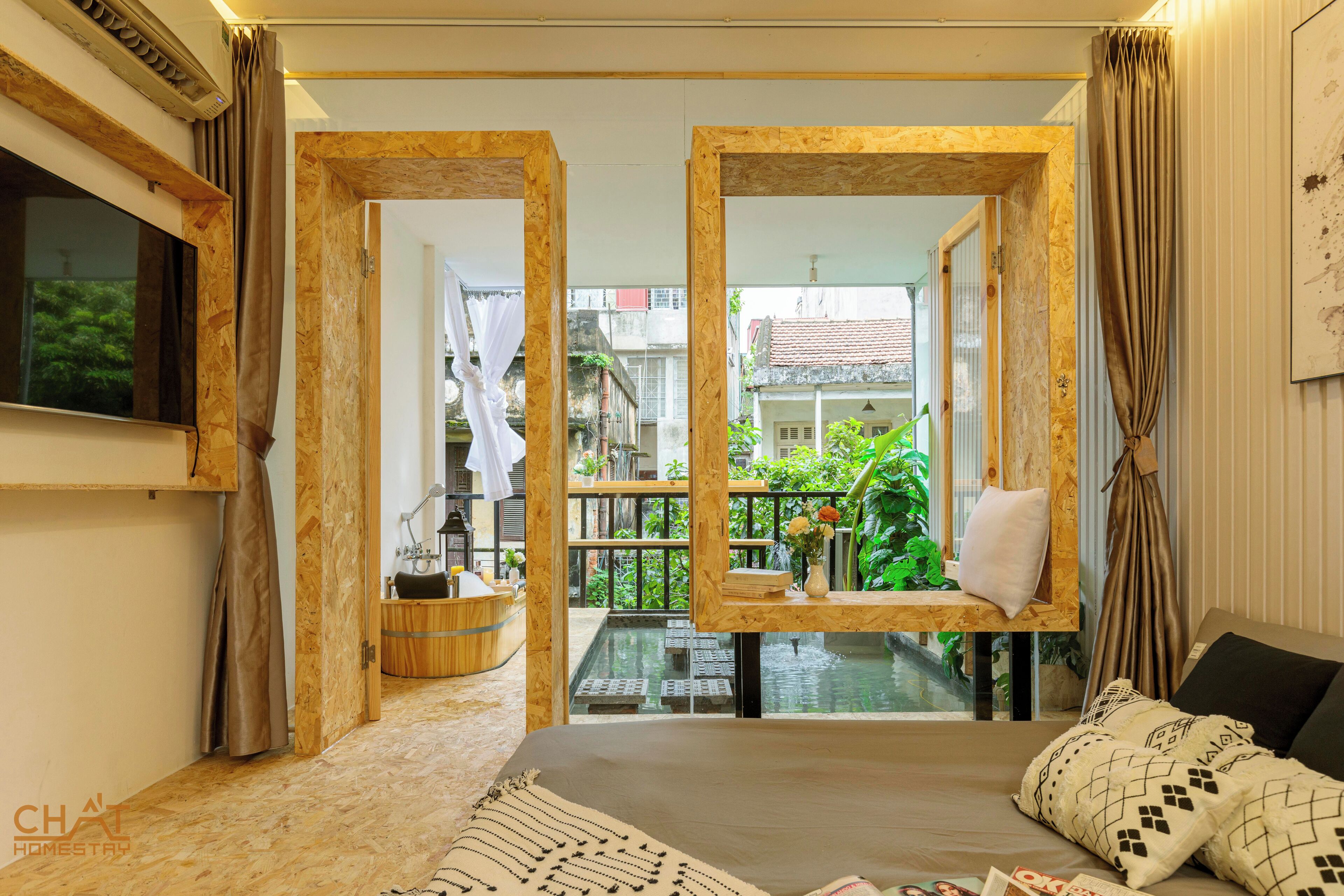 Superior Double Room, City View | Desk, laptop workspace, blackout drapes, free WiFi