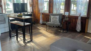 Téléviseur, foyer