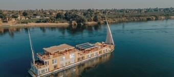 Azhar I Dahabiya Luxury suite river Nile cruise