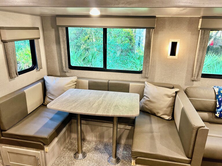 Family Friendly Glamping In Crystal River - Crystal River, FL