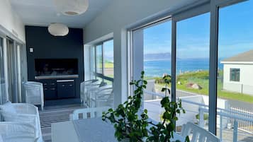 Luxury House, Balcony, Ocean View | Terrace/patio