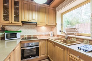 Réfrigérateur, micro-ondes, four, lave-vaisselle