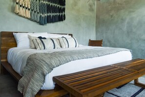 3 bedrooms, Internet, bed sheets, wheelchair access