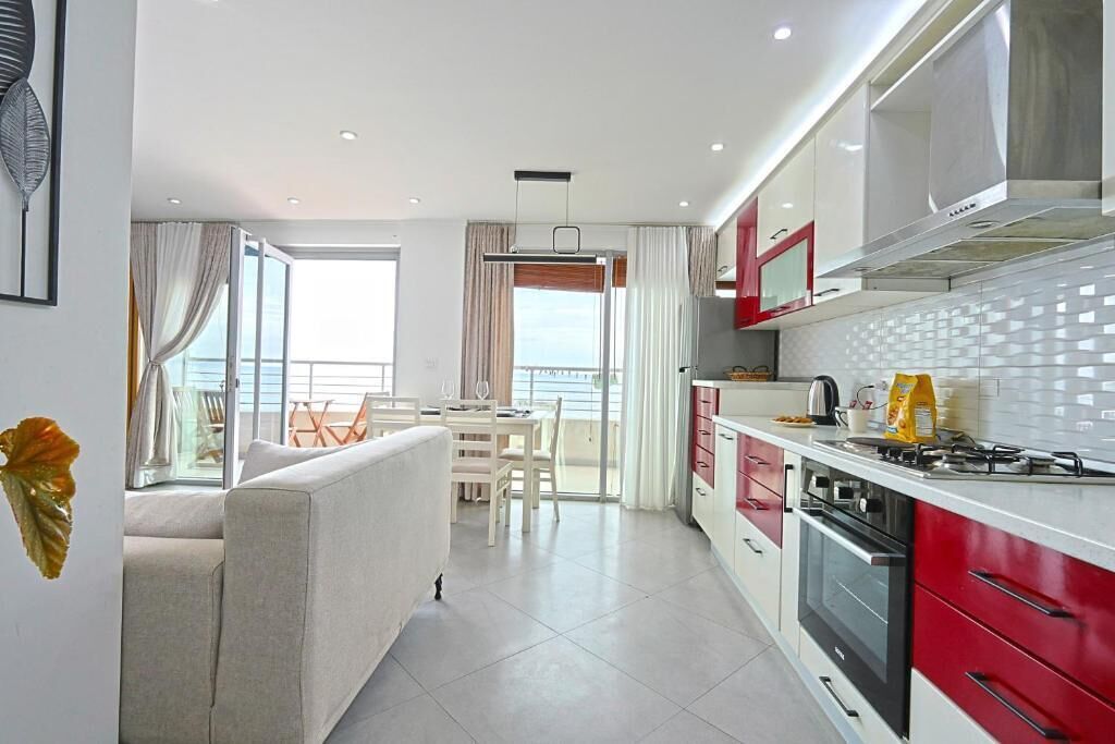Apartment, Balcony, City View | Private kitchen