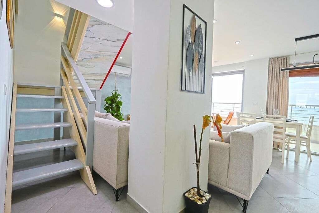 Apartment, Balcony, City View | Living area