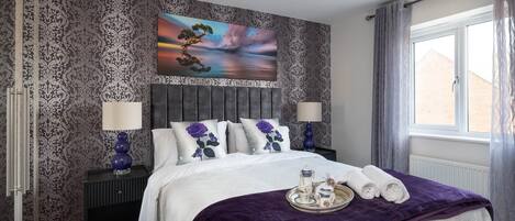 4 slaapkamers, een strijkplank/strijkijzer, wifi, beddengoed