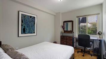 2 bedrooms, bed sheets