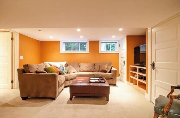 Télévision, espaces bureaux