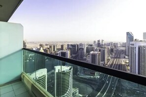 Property grounds - Downtown Burj khalifa View / 1 bedroom / Blueoceanholidayhomes (Downtown Dubai)